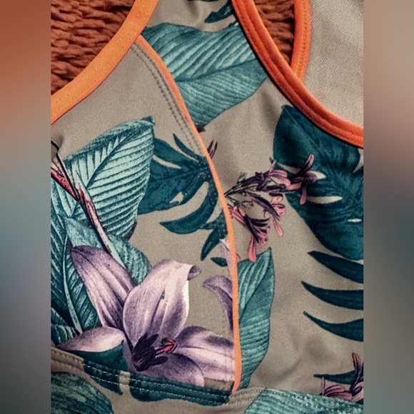 Xersion Women’s Size Small Tropical Sports Bra Like New - Picture 3 of 4
